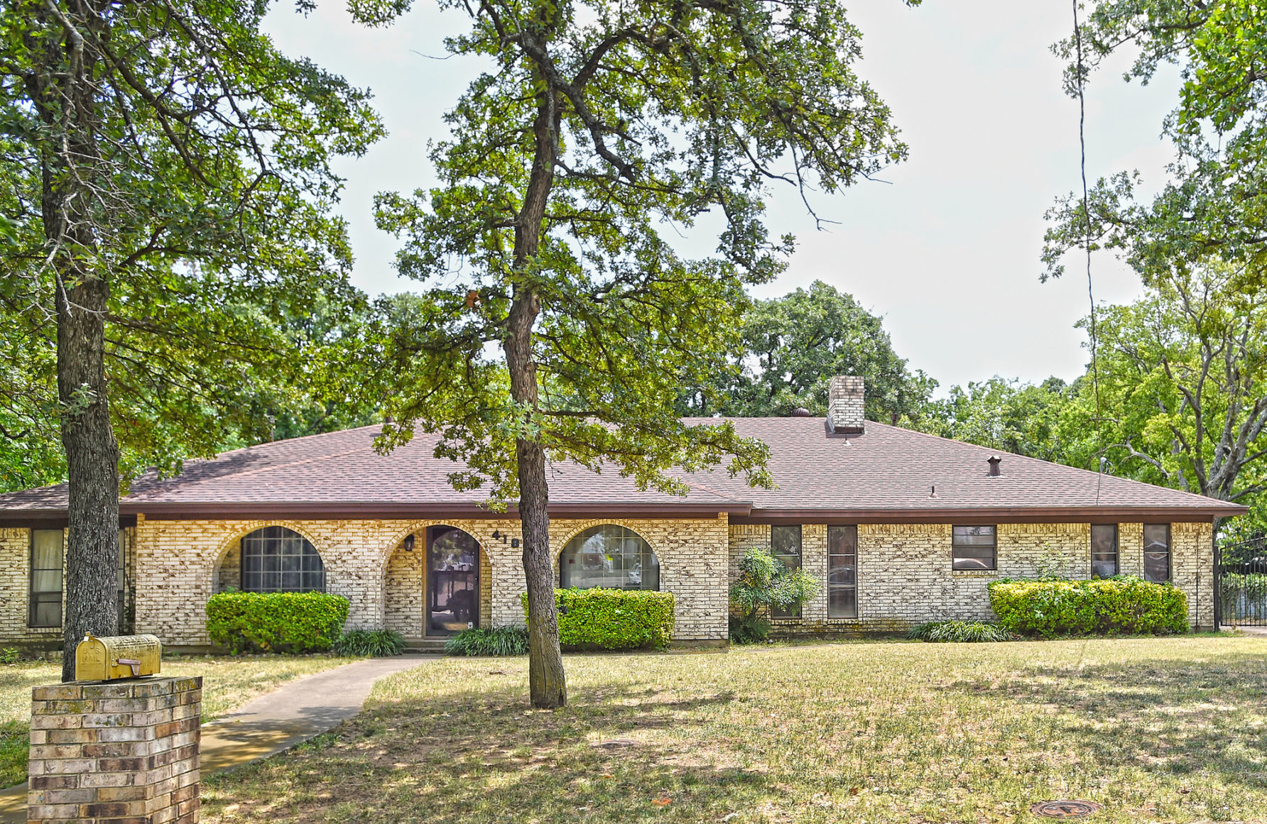 418 Ruth St.